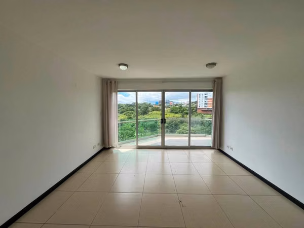Alquiler de apartamento en PARADISUS ROHRMOSER tres habitaciones