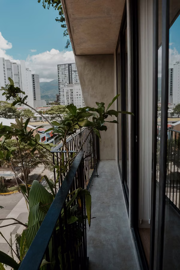 Se alquila apartamento amueblado en Torre Babylon
