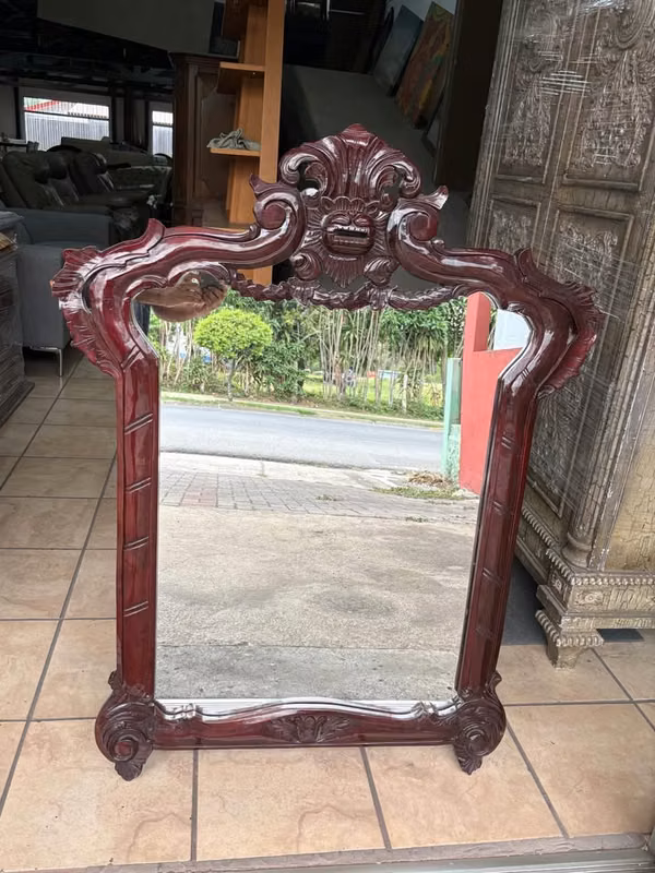 Fino Espejo Antique Vintage European In Cedro Wood Tired to Hand. Like New Month 1, 20 mt High X 93 cm wide