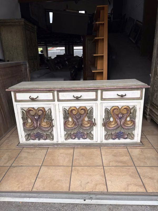 Bufetera, Comoda, Gavetero En Madera. Traída De La India Como Nueva  Mide 1, 70 mt Largo X 50 cm Fondo X 81 cm Alto