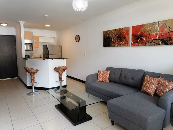 Alquiler de Aparatamento Amoblado en Rio Oro Avalon Country Club MLS 27-543