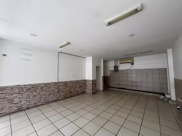 Local comercial San Rafael de Escazú primer piso 35m2