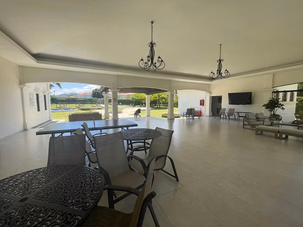 Oportunidad Única Ultimo lote a la venta en Hacienda del Sol