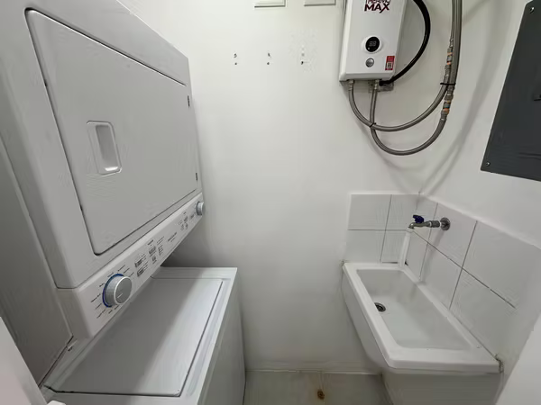 Piso 2| 3 Hab | Línea Blanca | Monte Alto Granadilla | 1 Parqueo