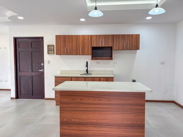 Apartment on the first floor | Condominium with security 200 m from the Trauma Hospital