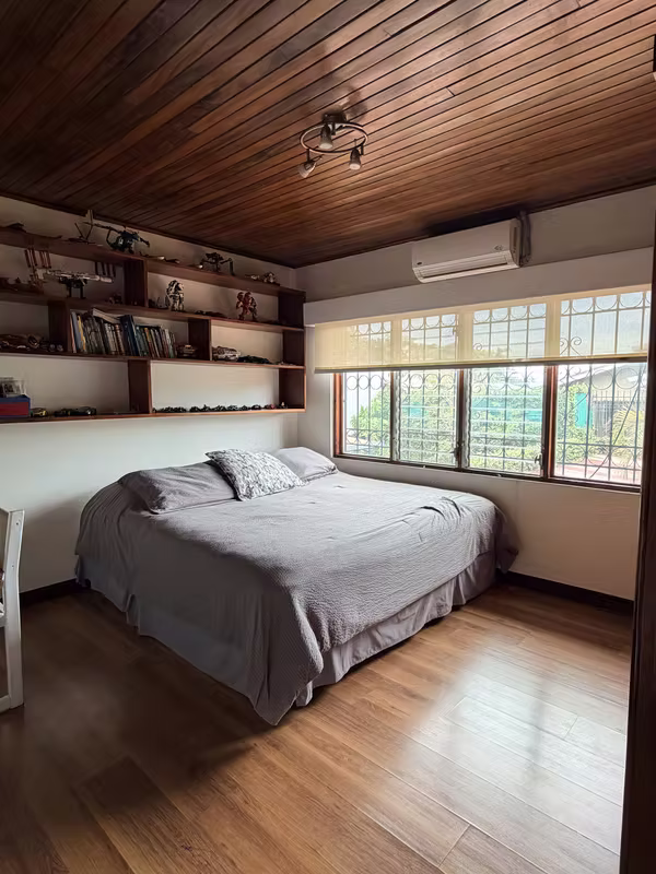 Casa en venta en La Uruca -Residencial Carvajal Castro