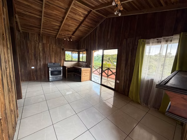 Alquiler de Casa amplia en Naranjo Alajuela
