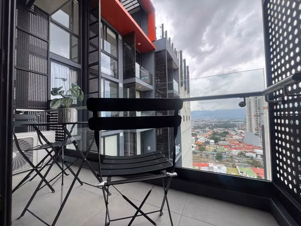 Estudio Amoblado en Alquiler en Barrio Escalante – 34m²