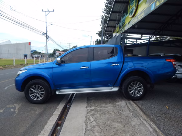 MITSUBISHI L200 SPORTERO DID 4X4 AUTOMATICO 2018