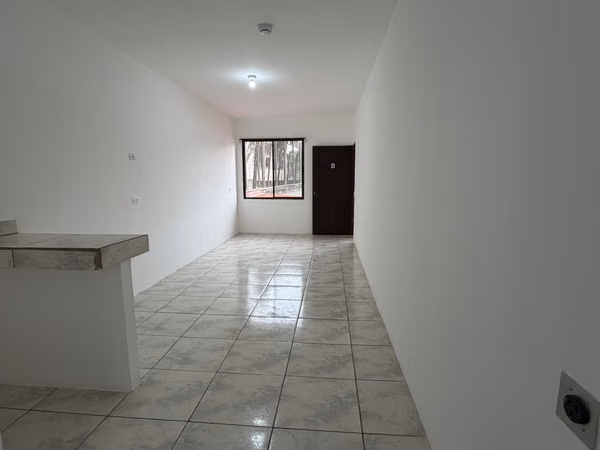 Se alquila apartamento tipo estudio en Pozos de Santa Ana, cerca del condominio Montesol.