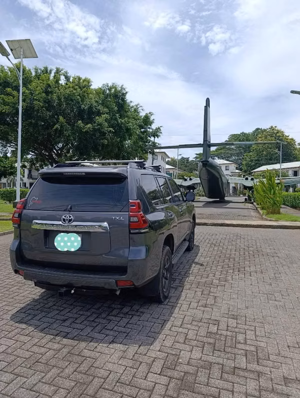 Toyota prado tx-l