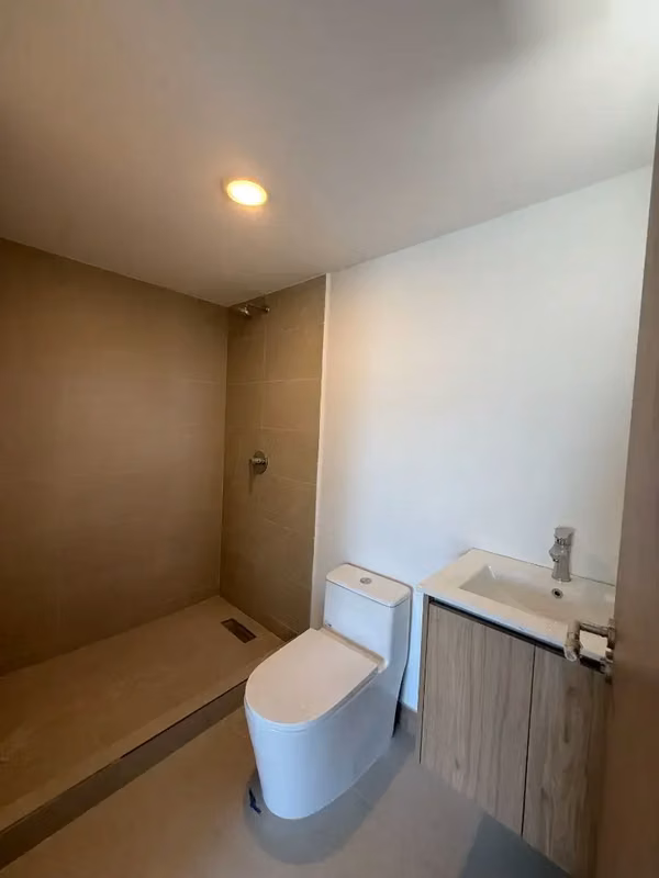 Vive en Jaco, un lujoso condominio con vista al mar y estilo de vida moderno con comodidades de resort.