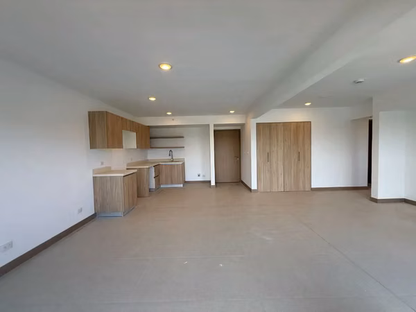 Vive en Jaco, un lujoso condominio con vista al mar y estilo de vida moderno con comodidades de resort.