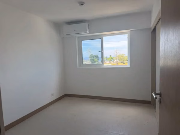 Vive en Jaco, un lujoso condominio con vista al mar y estilo de vida moderno con comodidades de resort.