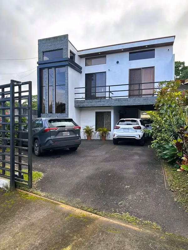 ENCANTADORA CASA EN VENTA EN SAN RAFAEL, SAN RAMÓN – EXCELENTE UBICACIÓN