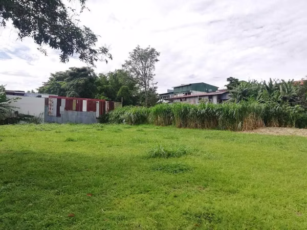 Venta de Lote PLANO en Desamparados, San José. 26-502 INVERSIÓN LCV