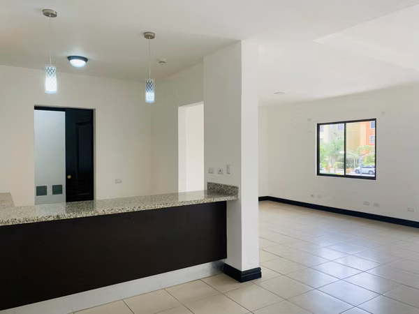 Alquiler | Aparta Fresco de 2 Habitaciones | Principal con walk-in closet