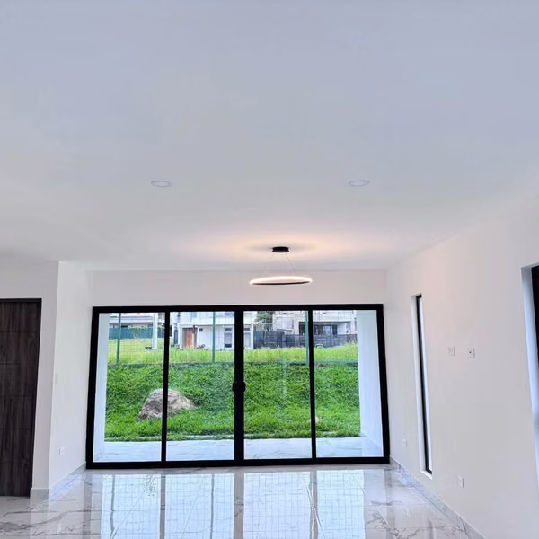 Venta de casa en condominio Villa del sol san rafael de ALAJUELA