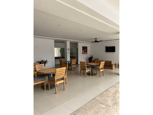 Apartamento/Condominio Versátil en Pozos, Santa Ana
