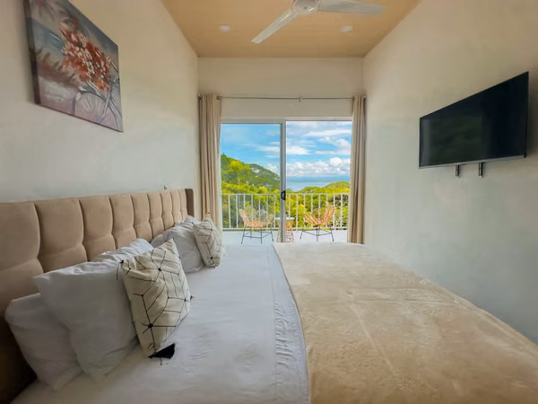Villas Modernas con Vista al Mar en Playa Pita, Tres Villas Privadas con Configuraciones de Una y Dos Habitaciones