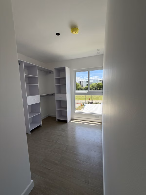 Apartamento San Rafael de Alajuela, nuevo, aire acondicionado, 2 parqueos