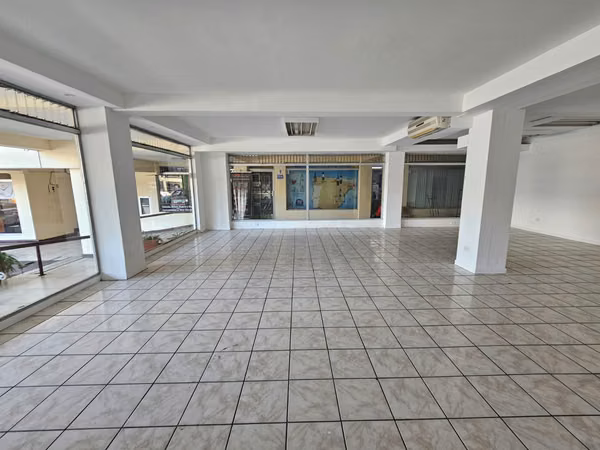 Escazu - Alquiler Local Comercial