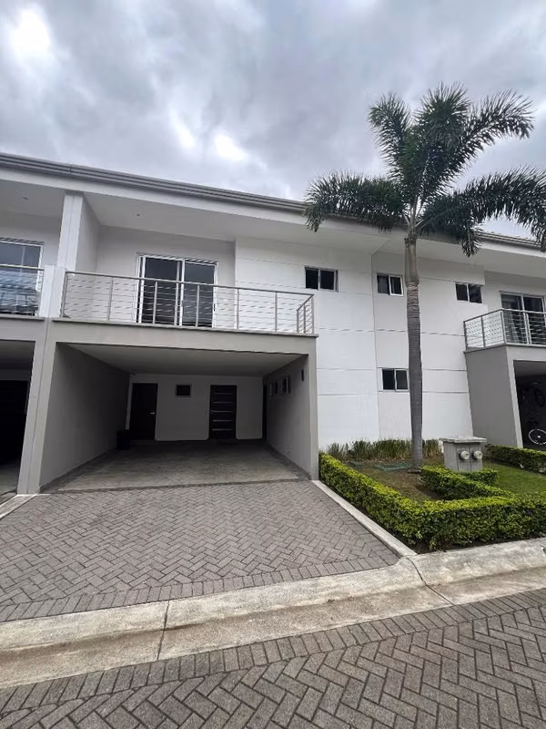 **Exclusive 3\-Story Home with Spectacular Views in Escazú**