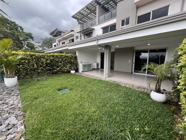 **Exclusive 3\-Story Home with Spectacular Views in Escazú**