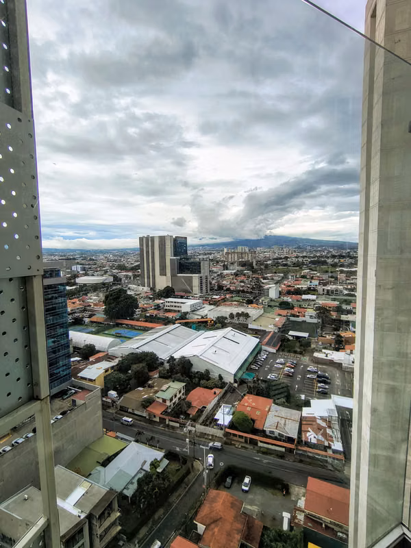 ALQUILER DE APARTAMENTO AMUEBLADO, UBICADO EN CONDOMINIO SECRT SABANA