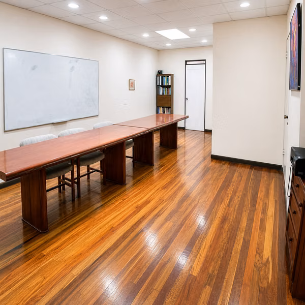 Venta de Edificio Comercial en San José, Barrio La California