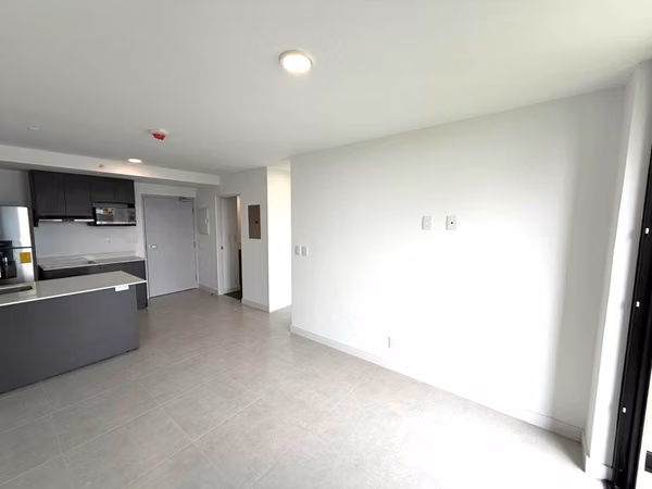Alquiler apartamento 1 cuarto con línea blanca en Sky Garden Sabana #
