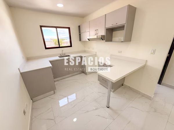 New Apartment for Rent in Rohrmoser