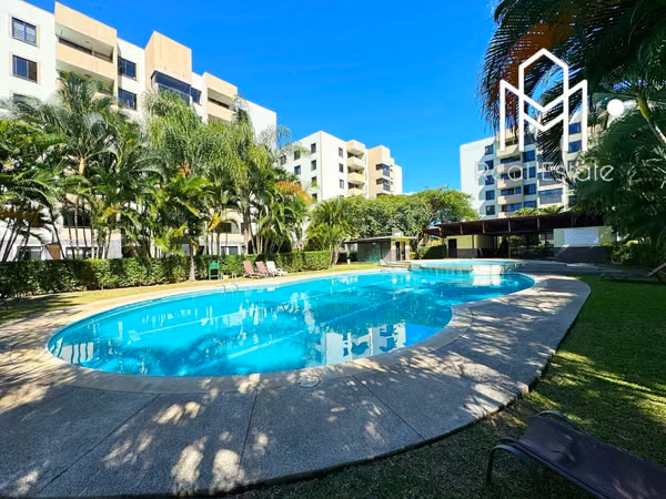 Apartamento en Alquiler con Amplia Terraza y Amenidades.