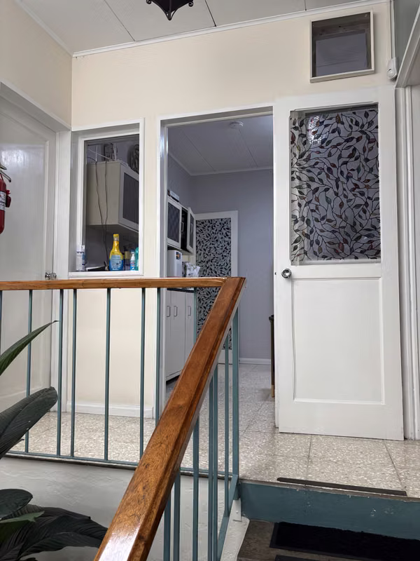 ALQUILER DE CASA MUY AMPLIA EN YOSES SUR $2000
