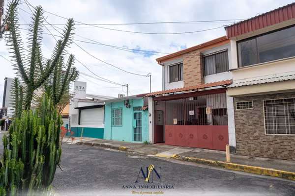 Casa  en Barrio Escalante | Uso Comercial y Residencial
