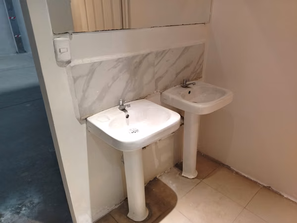 Bodega en Alquiler en Uruca 453 m² con Mezanine