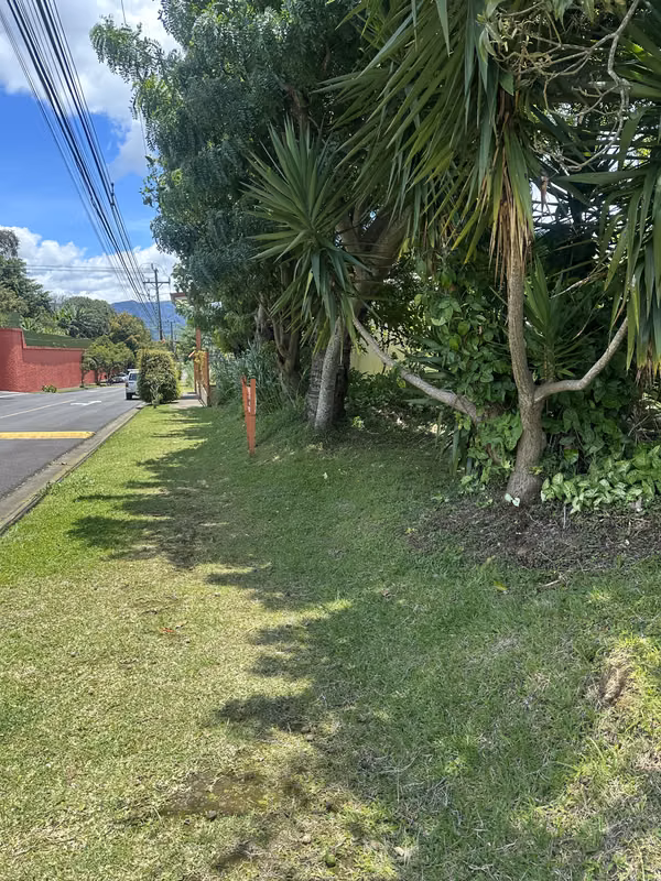 Se vende terreno en Curridabat con excelente ubicación en residencial