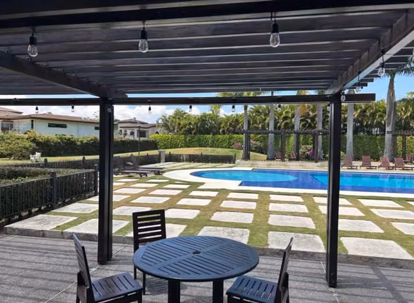 Sale of Lot in the first phase of the Monterán Condominium.