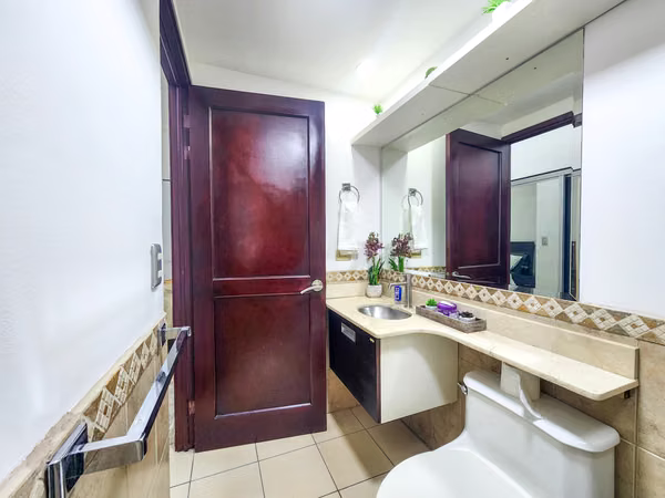Alquiler de Apartamento en Avalon Santa Ana amoblado