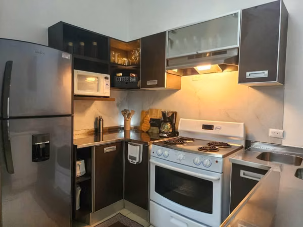 Alquiler de Apartamento en Avalon Santa Ana amoblado