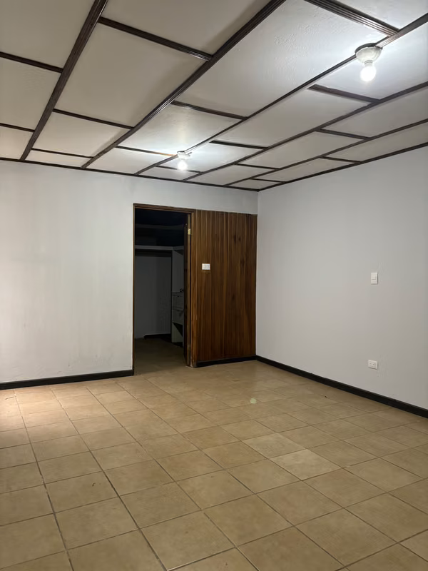 Venta de propiedad uso de suelo mixto en Curridabat Guayabos