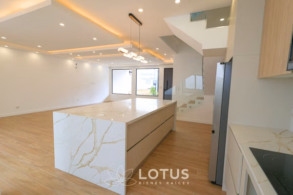 Casa para estrenar en Condominio Distrito San Juan, CÓDIGO AJ034