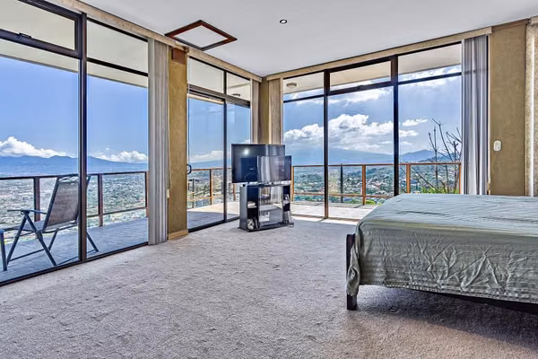 Casa San Antonio Hills | Independent mountainside home
