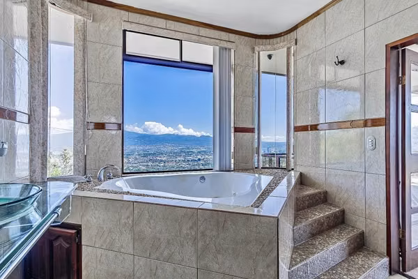 Casa San Antonio Hills | Independent mountainside home