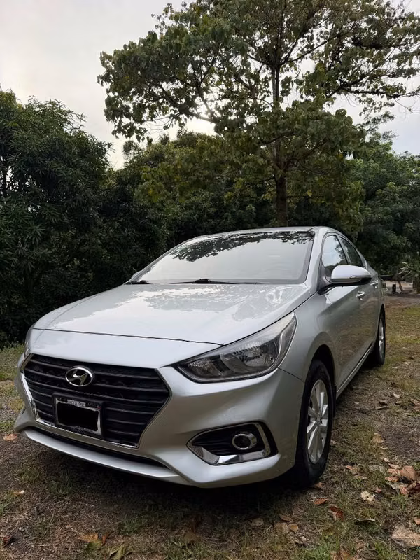 Hyundai Accent 2018 Automático – Excelente estado