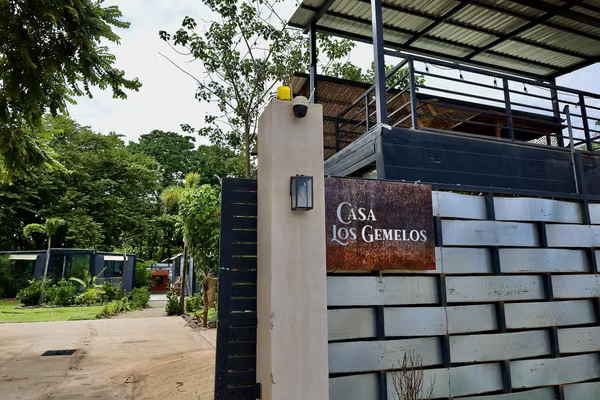 Propiedad de 610 m² con 2 Tiny Houses y Potencial de Inversión