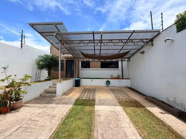 House for rent — San José, La Montaña 