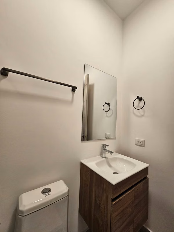 Distrito 5 Rio Oro Santa Ana Apartamento con Línea Blanca