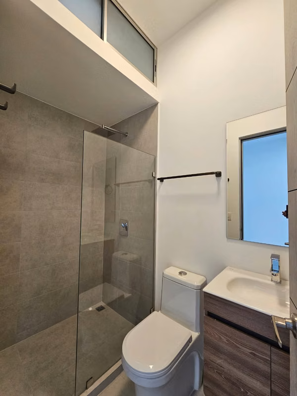 Distrito 5 Rio Oro Santa Ana Apartamento con Línea Blanca