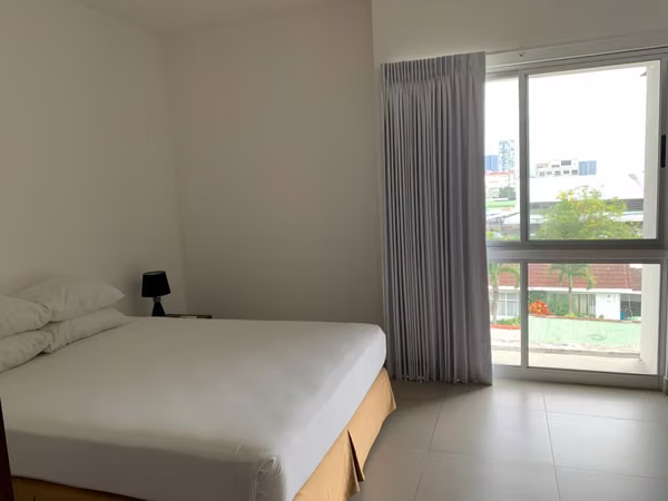 Alquiler de apartamento amueblado. La Sábana.
